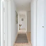 Spacious 3-bedroom Near Kings Garden *