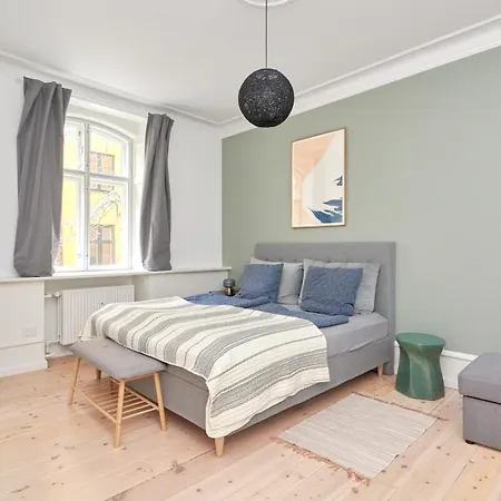 Spacious 3-bedroom Near Kings Garden * Köpenhamn